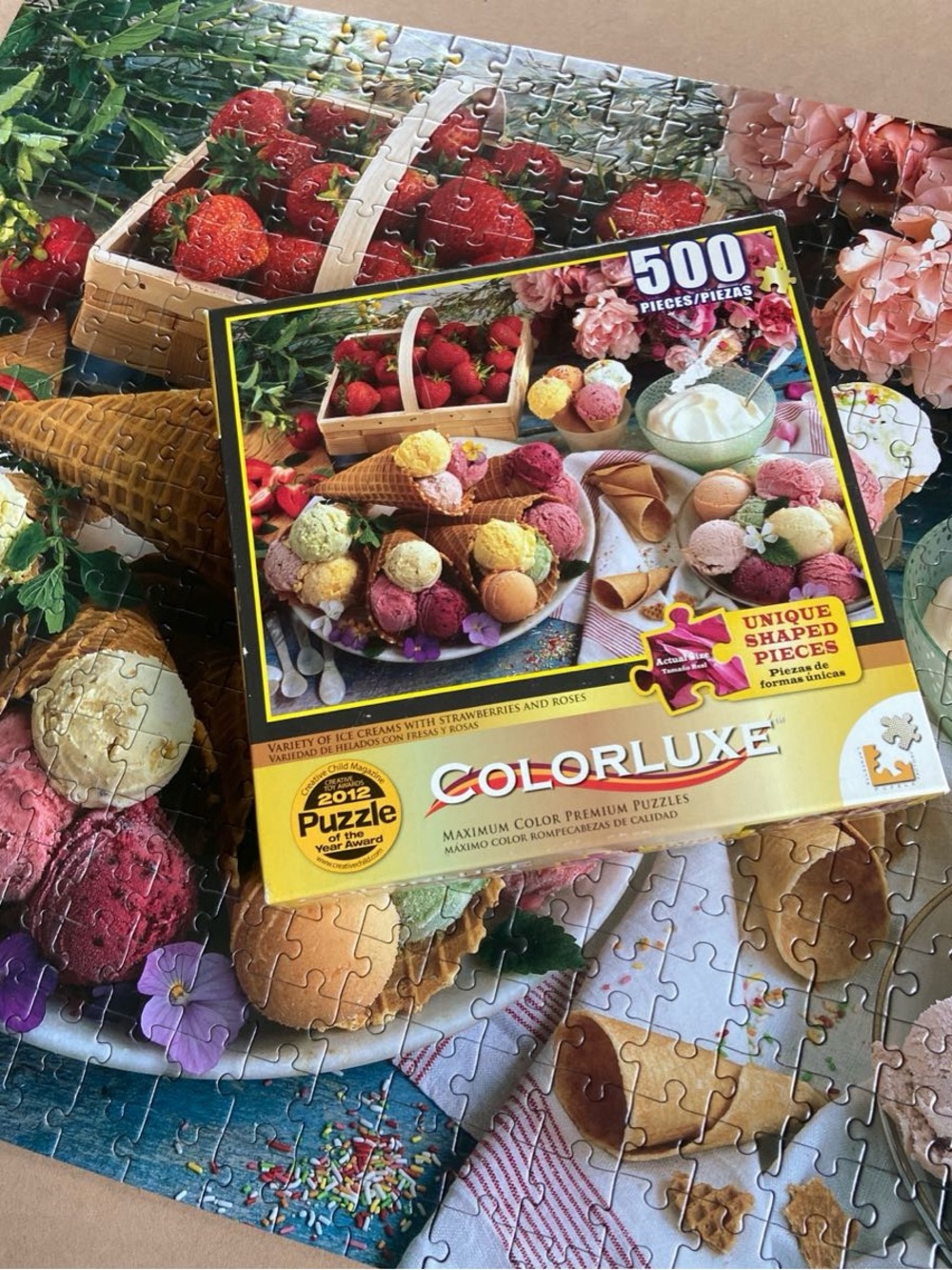 500-Piece Ice Cream, Strawberries and Roses (2013)